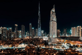 Stunning 2BR Apartment with Burj Khalifa and Fountain Views - 5-Min Walk to Dubai Mall and Souk Al Bahar
